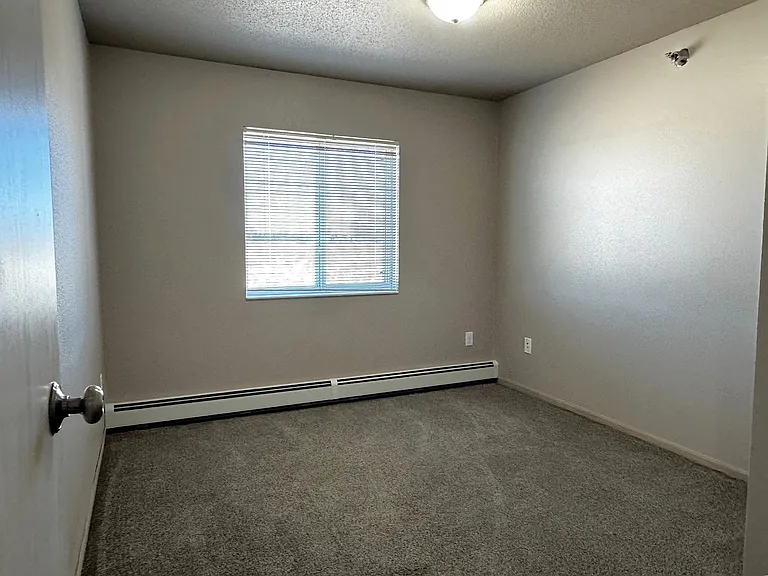 Oakview Apartments 1410 — Photo 48