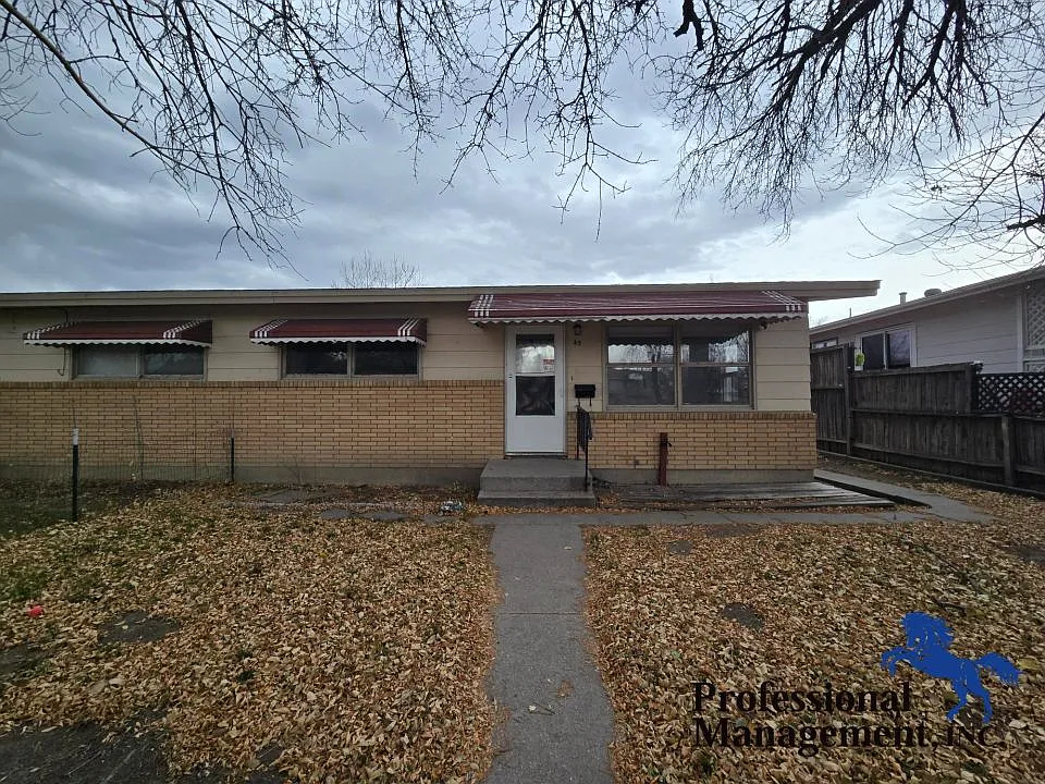 43 Adams St