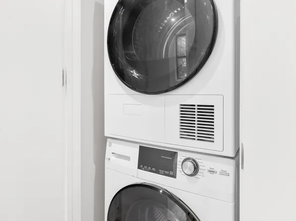 738 East 6th Street image 18 of 18