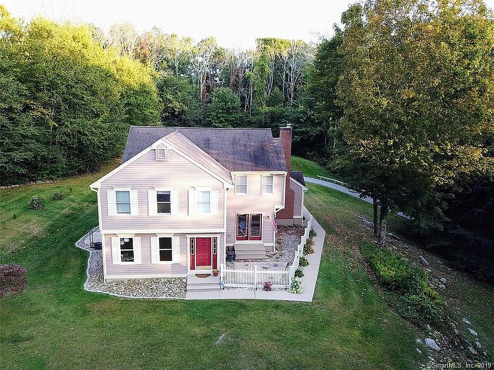 1st image of 63 Sherwood Ln