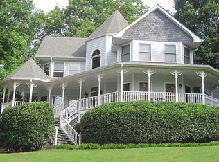 4601 Deep Creek Dr, Sugar Hill, GA 30518