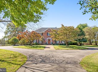 18914 Shelburne Glebe Rd, Leesburg, VA 20175