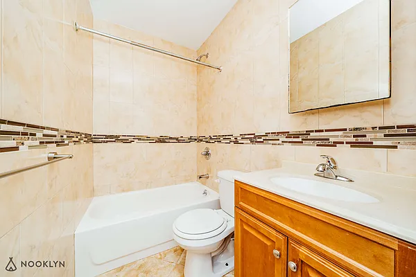 Rented by Nooklyn NYC LLC | media 9