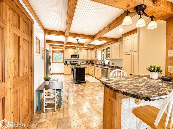 5th image of 20319 490th St