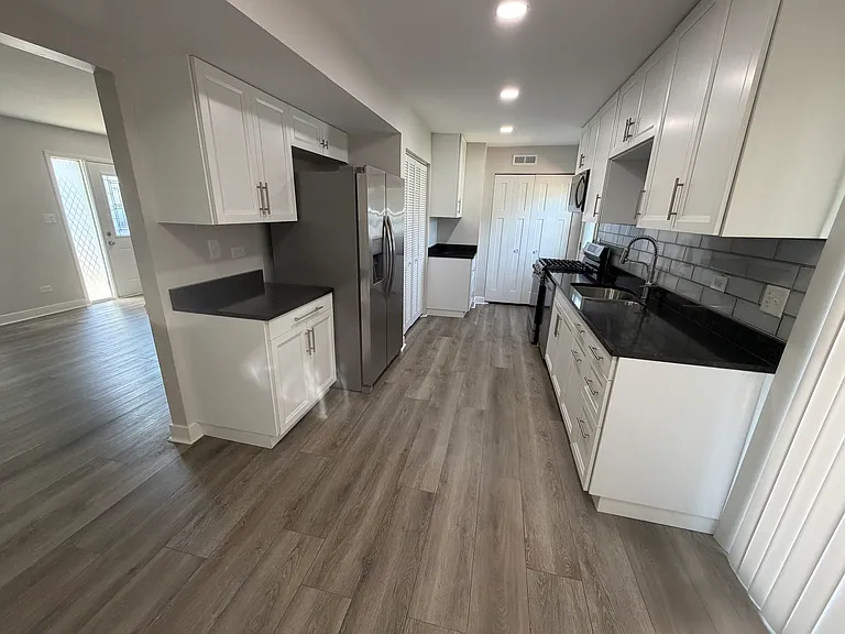 446 Wyeth Cir — Photo 10