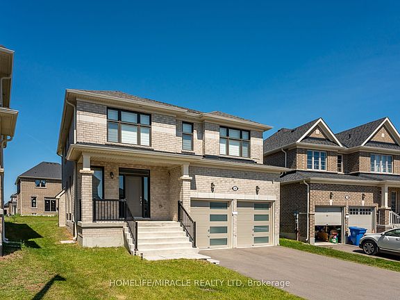 3rd image of 5 Ainslie Hill Cres