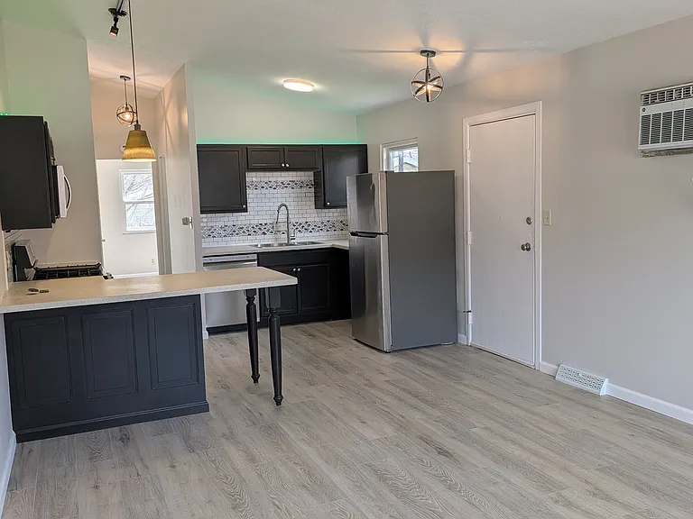 830 S Jenkins Blvd #B — Photo 13