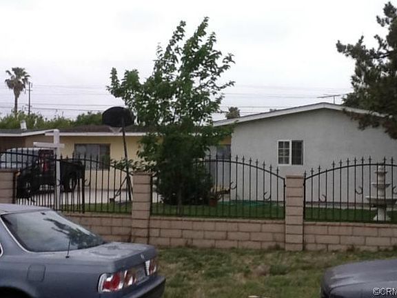 3rd image of 1705 E La Deney Dr