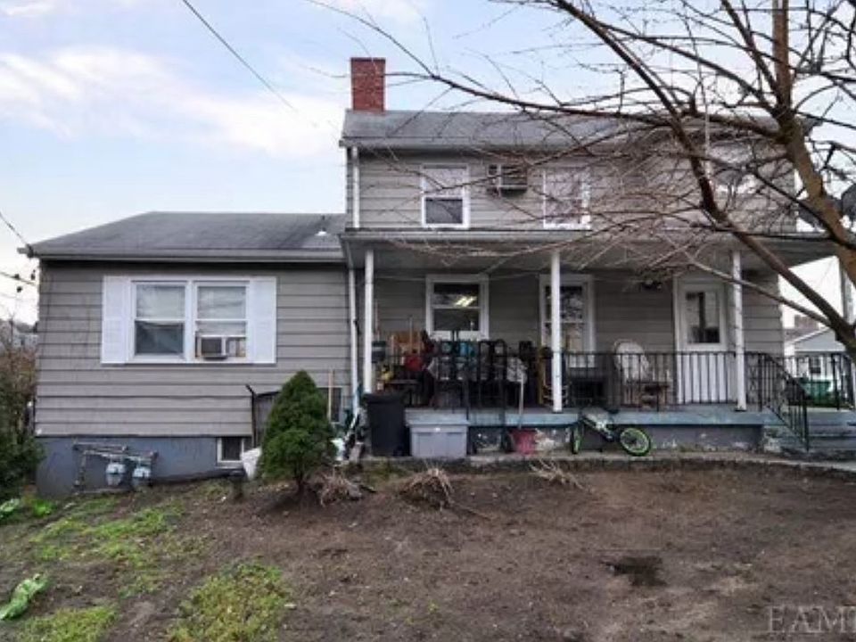 1st image of 76 Chestnut St