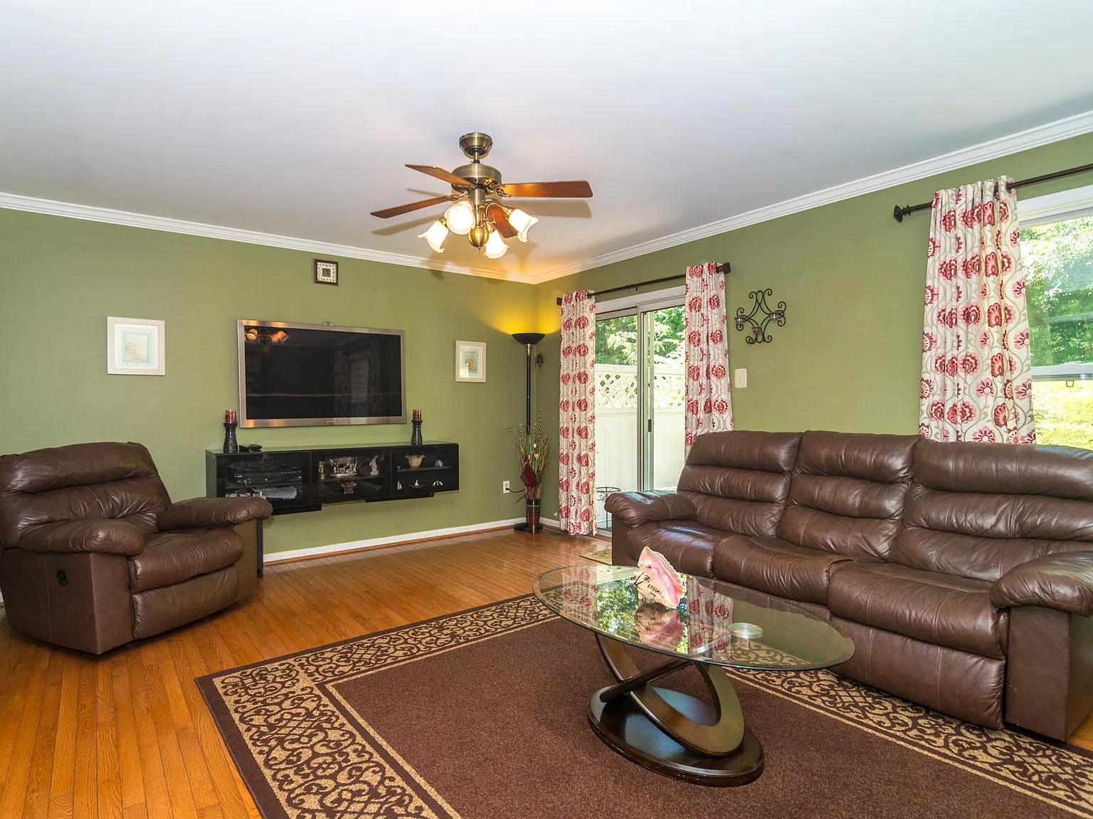 4580 Louise Saint Claire Dr — Photo 3