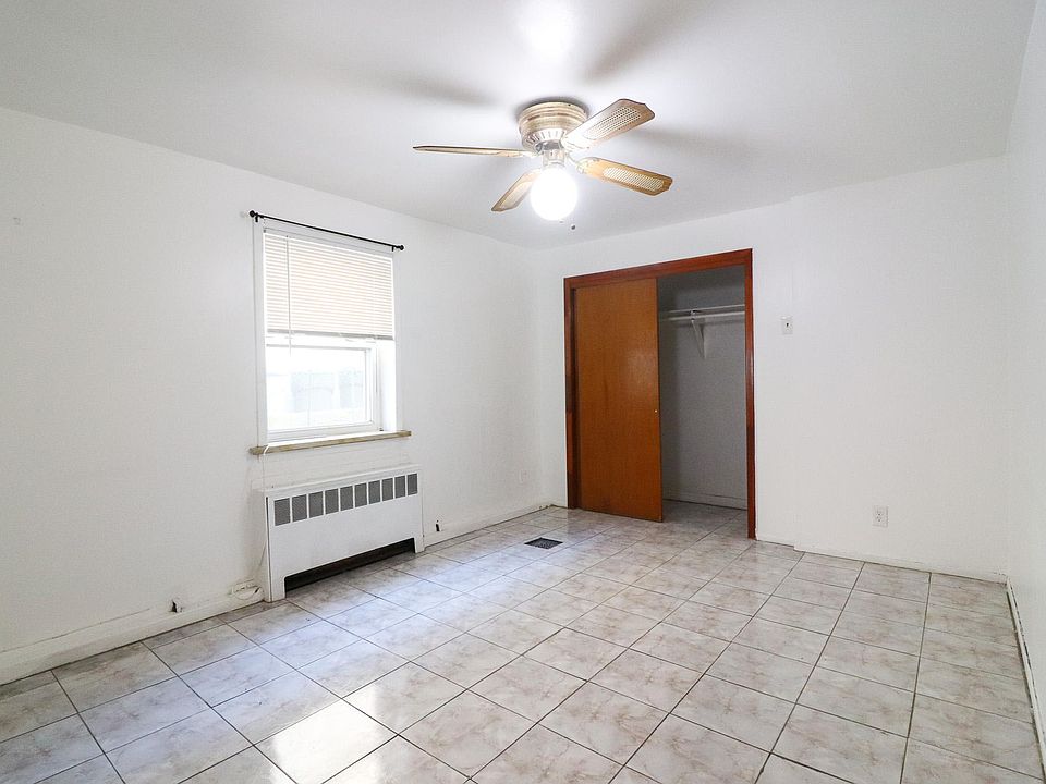 1st image of 2418 Fenton Ave