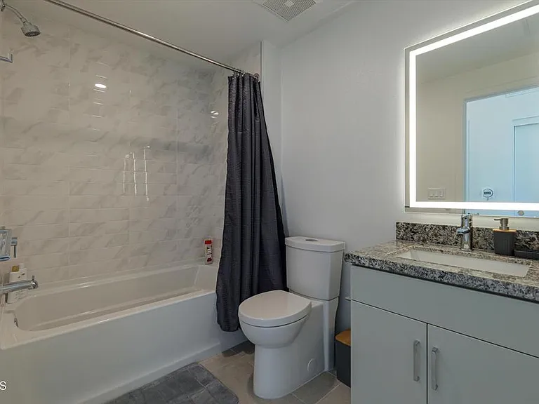 18900 Parthenia St #315 — Photo 28
