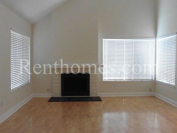 3rd image of 10167 Zapata Ave