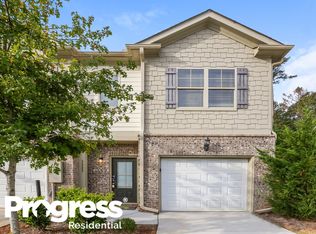 3323 Pennington Dr, Lithonia, GA 30038