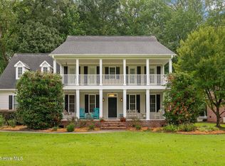 131 Castle Ct, Washington, NC 27889