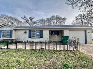 406 Fitzhugh St, Palestine, TX