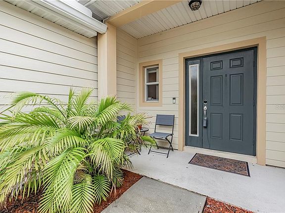 3rd image of 8912 Iron Oak Ave