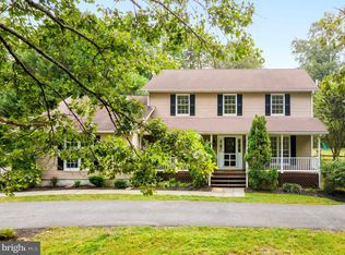 5901 Moore Rd, Marshall, VA 20115