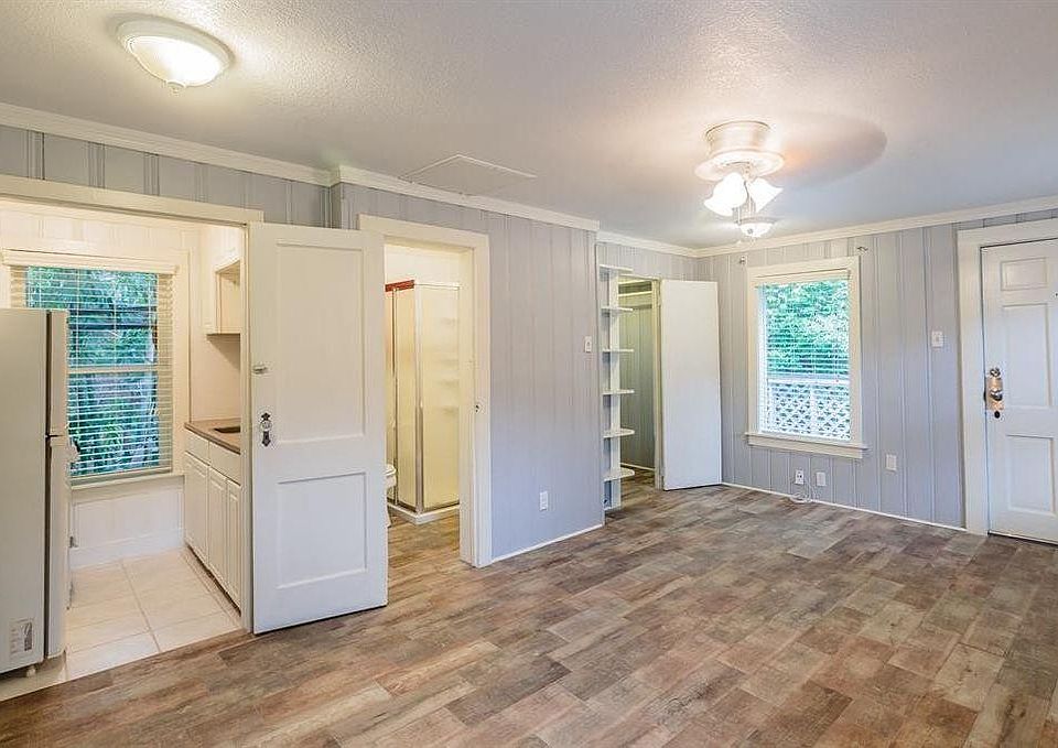 1st image of 1212 Milford St APT 3