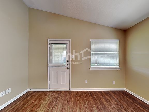 5th image of 2903 Windy Hollow Ln