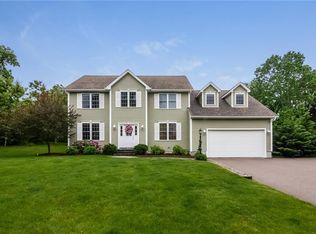 15 Bridgette Ln, Westerly, RI 02891