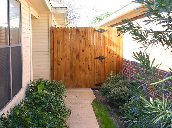 Beautifully landscaped entry way