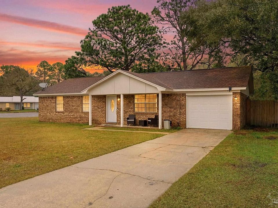 1st image of 620 Carondelay Dr
