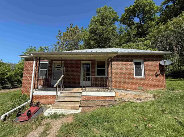 8760 Brocks Gap Rd, Broadway, VA 22815