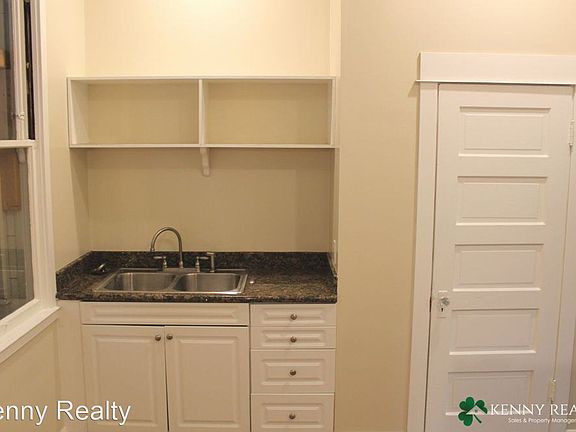 4th image of 1654 Stockton St APT 1