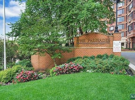 2nd image of 100 Old Palisade Rd APT 3505