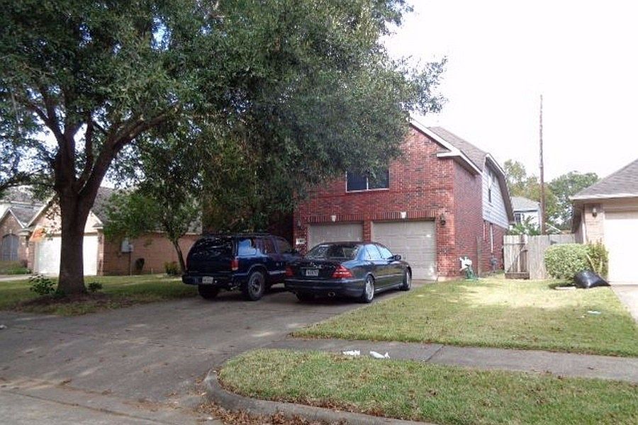 2nd image of 8015 Weeping Willow Pl