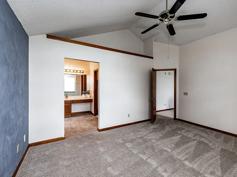 6930 Native Cir — Photo 29