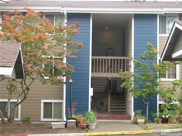 20156 Vikings Crest Loop NE, Poulsbo, WA 98370