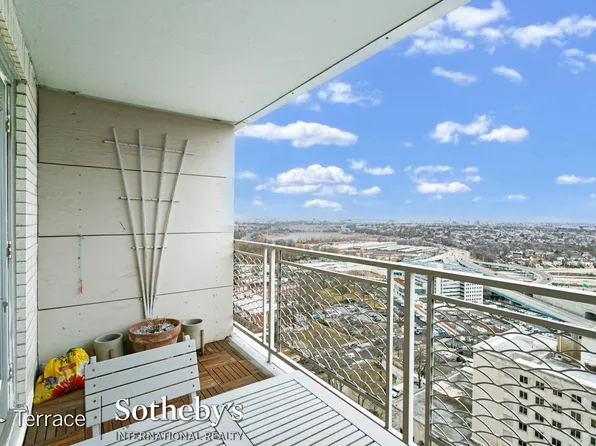 125-10 Queens Boulevard image 14 of 28