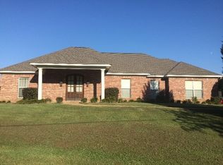 1388 Lancelot Ln, Clinton, MS 39056
