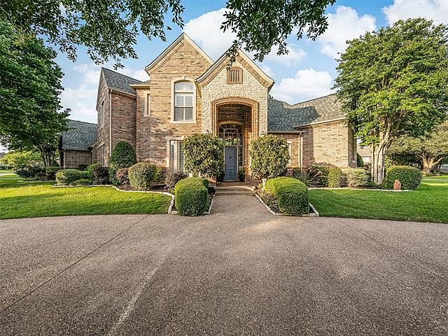1st image of 2700 Derby Ct