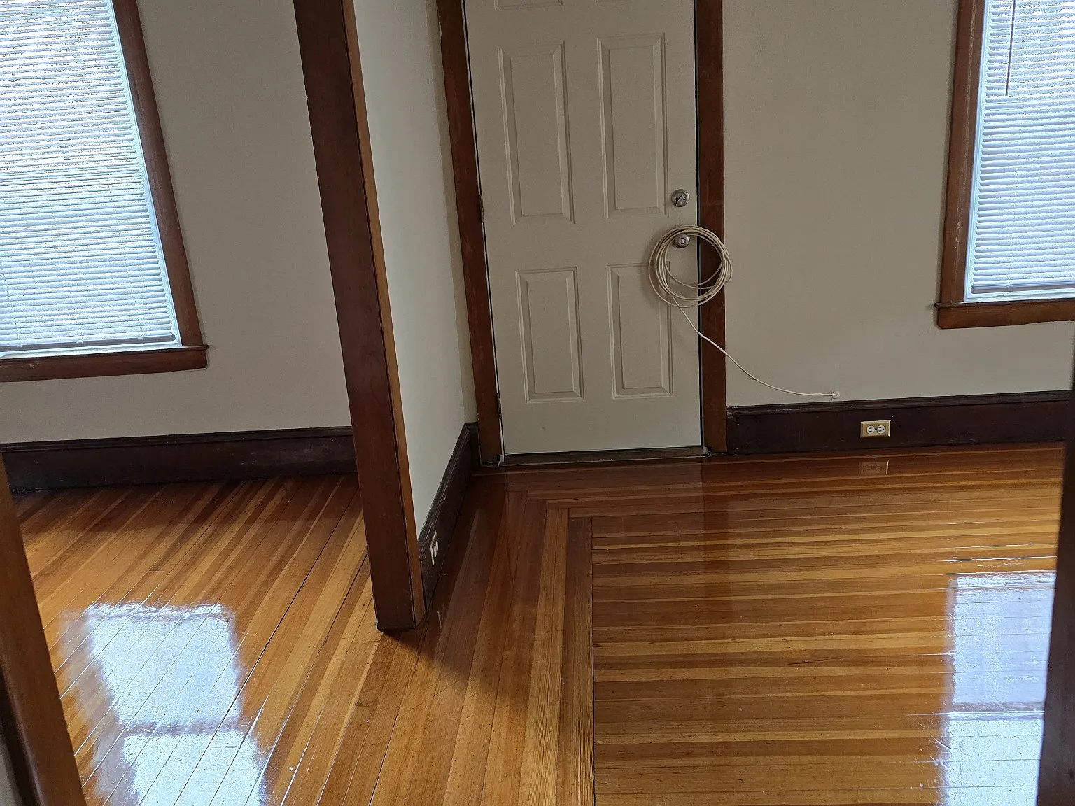 2 bed, $1,400 — Photo 3