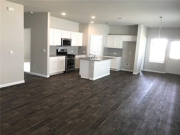 2nd image of 3409 Brywood Dr