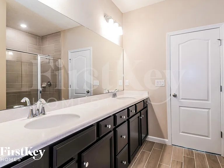 385 Stone Arbor Ln — Photo 10