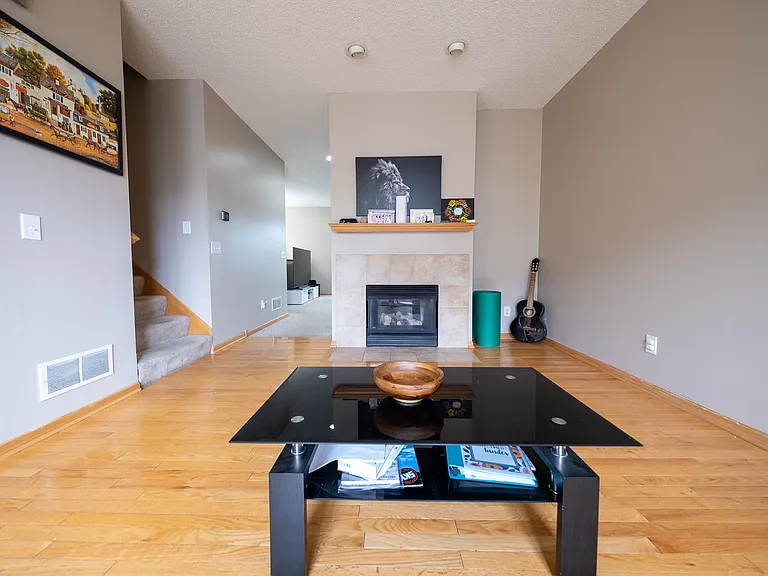 710 Village Pkwy — Photo 7