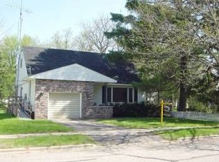 108 Fairview Ln, Nekoosa, WI 54457