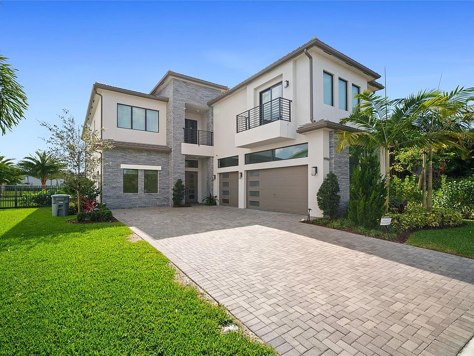 2nd image of 9996 Espresso Manor