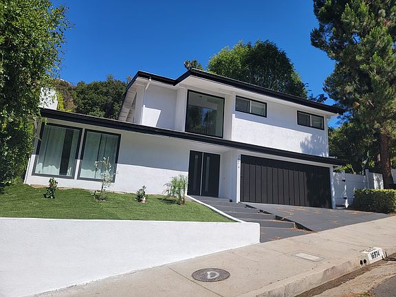 2nd image of 16974 Escalon Dr