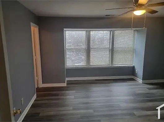 2 bed, 1200 sqft, $2,200 — Photo 3