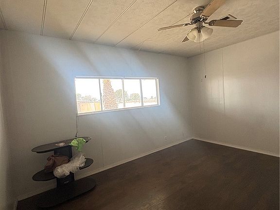 4th image of 3589 Wells Rd #13