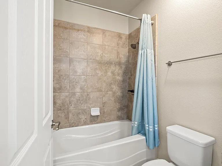 1229 E Via Roma Dr — Photo 39