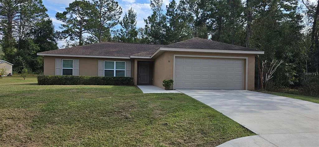 3 bed, 2.0 bath, 1440 sqft, $1,745 — Photo 1