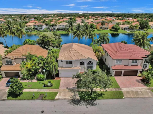 17431 SW 35th St, Hollywood, FL 33029