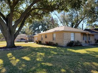 223 W Riverwood Dr, Houston, TX 77076