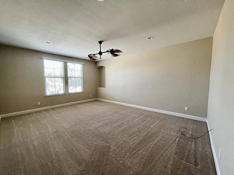 9772 Ellsmere Way — Photo 6